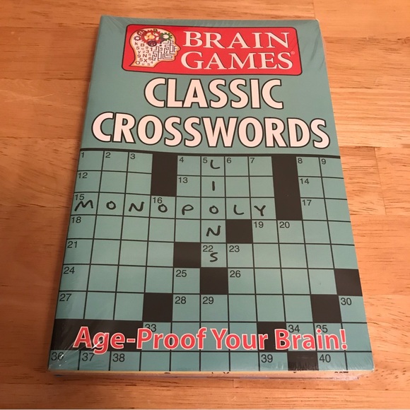 🌻Brain Games Classic Crosswords: 10 Small Crossword Books NEW Sealed - Picture 2 of 10
